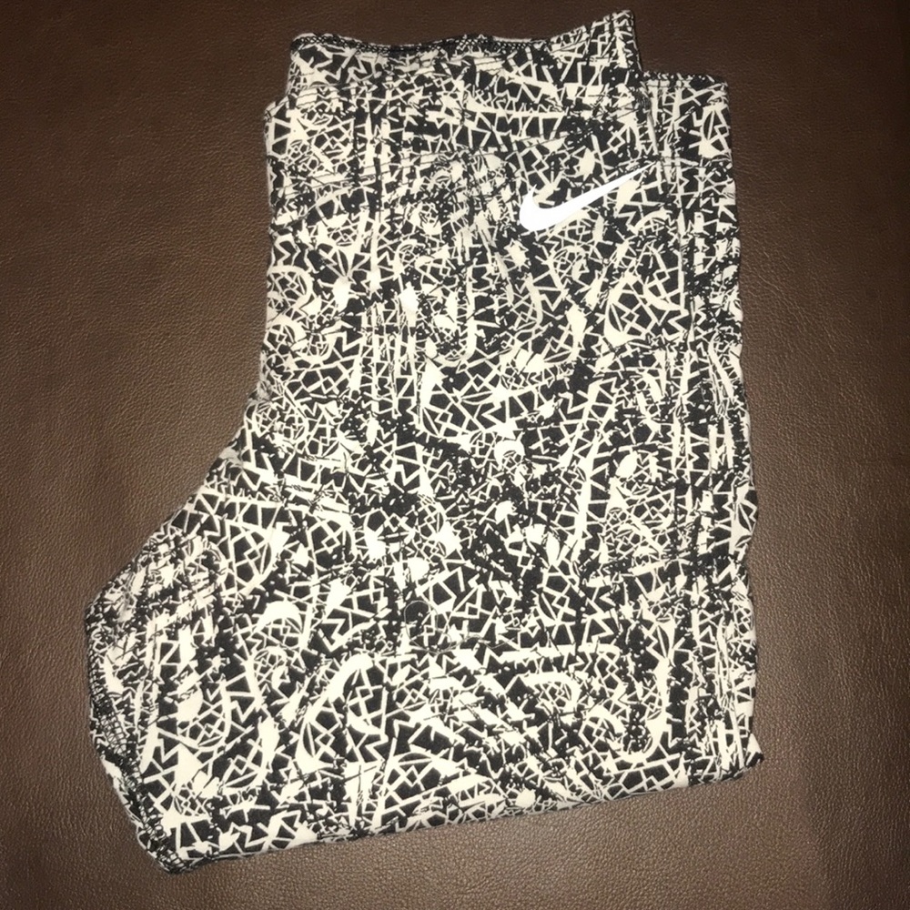 Brand new Nike Black and white tights